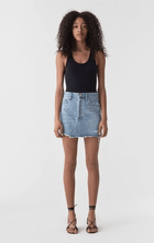Load image into Gallery viewer, QUINN SKIRT Hi Rise Mini Skirt SWAPMEET高腰刷破牛仔裙
