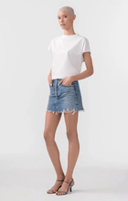 Load image into Gallery viewer, QUINN SKIRT Hi Rise Mini RANSOM高腰刷破牛仔裙