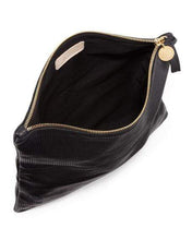 Load image into Gallery viewer, Clare V. Foldover Clutch 網眼翻折手拿包 兩色