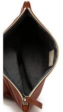 Load image into Gallery viewer, Clare V. Foldover Clutch 焦糖色翻折手拿包