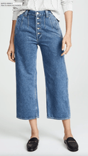 Load image into Gallery viewer, REVERY HALSEY WIDE LEG CROP牛仔中高腰排釦寬褲
