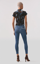 Load image into Gallery viewer, SOPHIE CROP PENTACLE高腰深藍刷破Skinny牛仔褲
