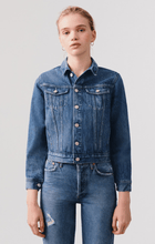 Load image into Gallery viewer, Cropped Denim Jacket VIVIAN 經典深藍合身短板牛仔外套
