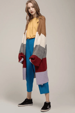 Load image into Gallery viewer, Moon River 針織撞色長版外套
