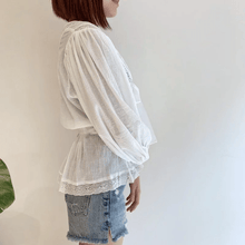 Load image into Gallery viewer, 波希米亞V領蕾絲寬袖上衣
