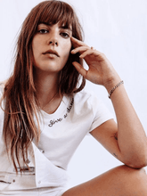Load image into Gallery viewer, 圓領刺繡字樣tee - Give a Damn
