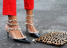 Load image into Gallery viewer, Clare V. Leopard 豹紋皮毛手拿包
