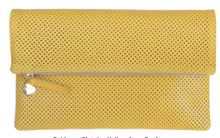 Load image into Gallery viewer, Clare V. Foldover Clutch 網眼翻折手拿包 兩色

