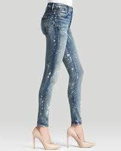 Load image into Gallery viewer, Rocket Skinny STARRY LIGHT中高腰潑漆設計牛仔褲
